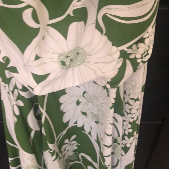 Summer Halter dress - Picture 3 of 7